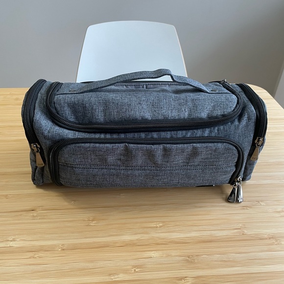 Lug Trolley Cosmetic Case-Heather Grey - Picture 3 of 6